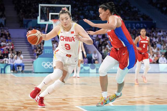 中国女篮大胜韩国 王思雨9分8助攻